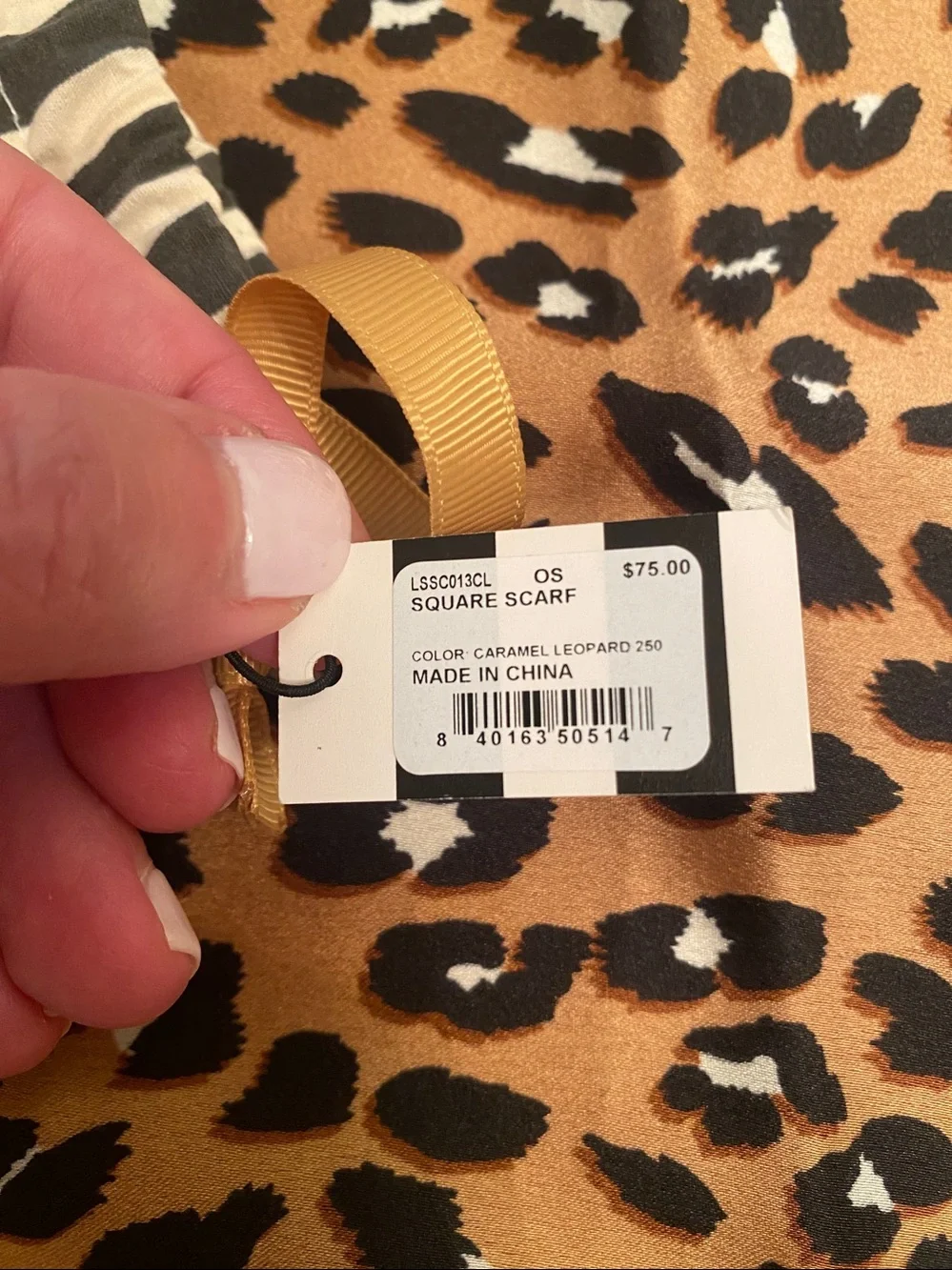 NWT Lele Sadoughi Caramel Leopard square scarf
